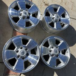  Tacoma Rimes 17x7-1/2 Alloy 5 Spoke Fits 05-15 