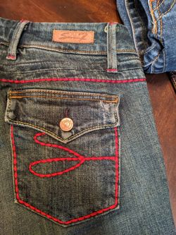 Women's seven jeans with red piping