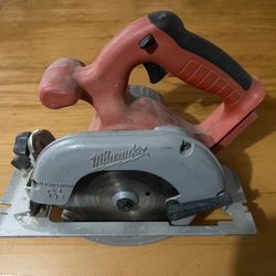 Milwaukee Circular Saw