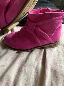 Toddler boots 9c