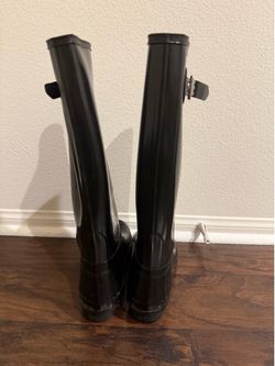 Hunter glossy rain boots