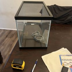 10 Gallon Reptile/fish Tank 