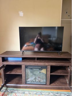 TV with Console