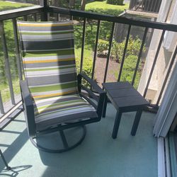 Patio swivel chairs