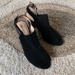 Tahari Margaret 3 heeled leather Sandals size 8.5 peep toe sling back