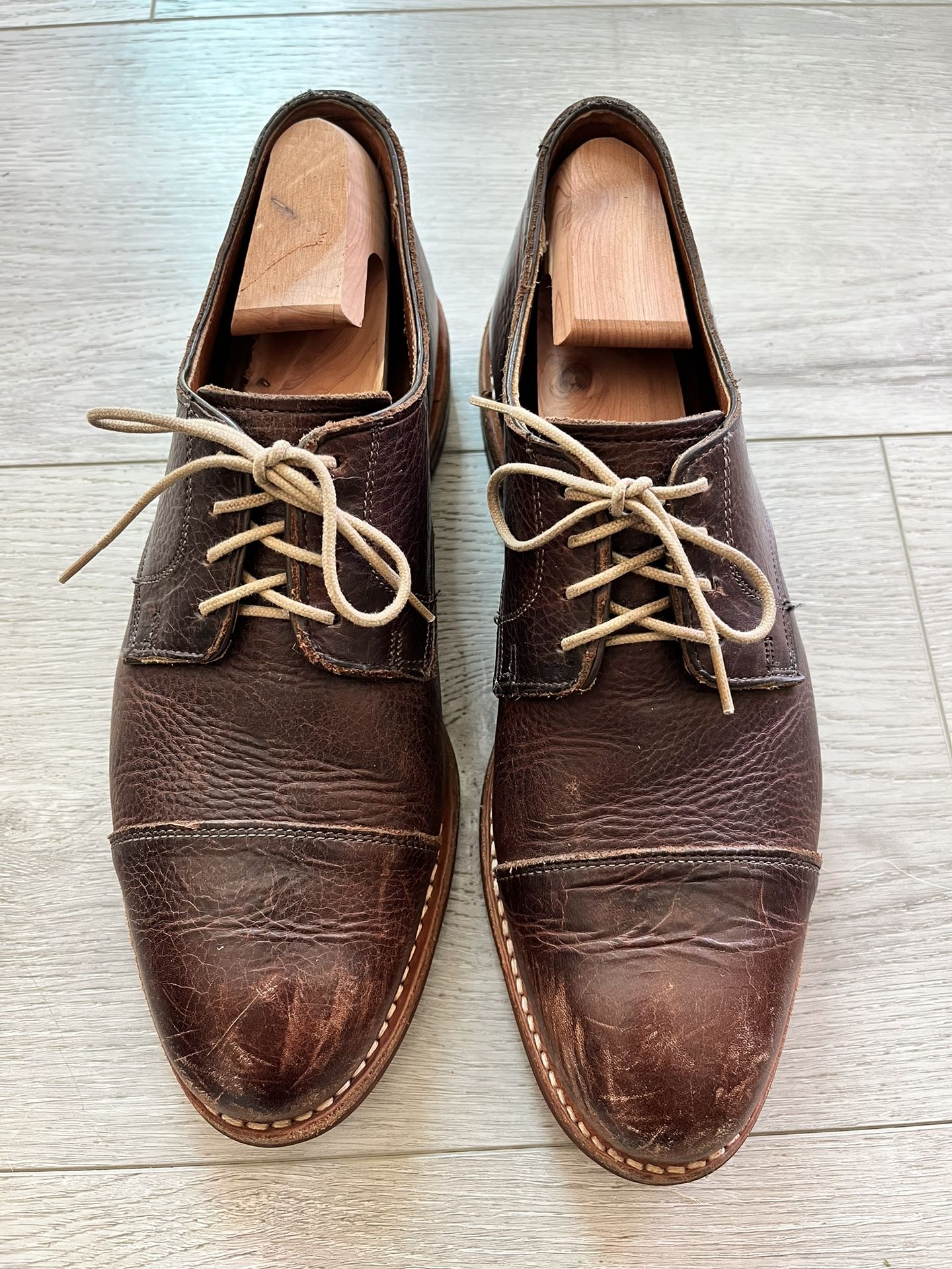 Allen Edmonds Oak Street Brown - 9 US Mens