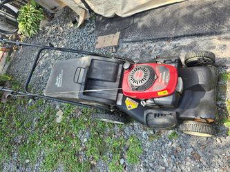 Honda selfpropelled lawnmower