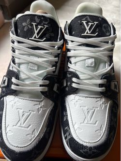 Lv trainer sneakers