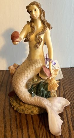 Mermaid Statue 