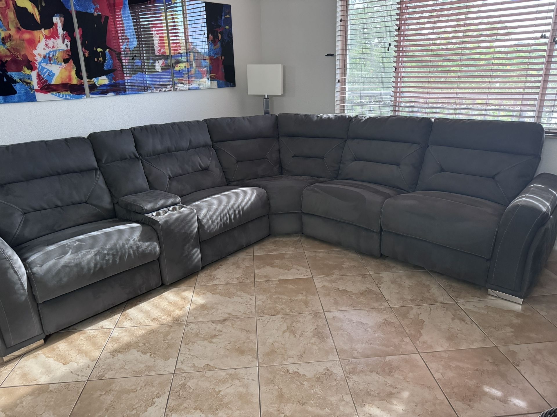 Sectional Sofa 