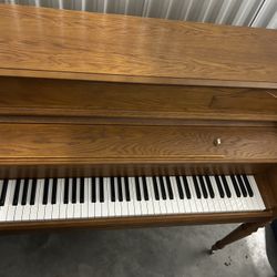 Weber WF108 Upright Piano – Very Good Condition – Easy Pickup at Storage Facility w/freight elevator *Local Pickup only*