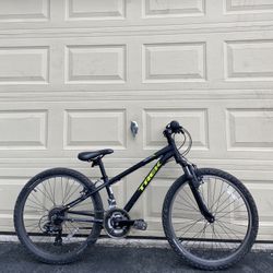 Trek Precaliber – 24” Wheels – 21-Speed – Youth Mountain Bike Bicycle