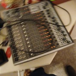 Mackie 1202-VLZ3 12-Channel Compact Mixer. 