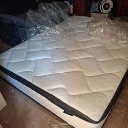 Brand New Queen Hybrid Mattress –Must sell—make an offer.