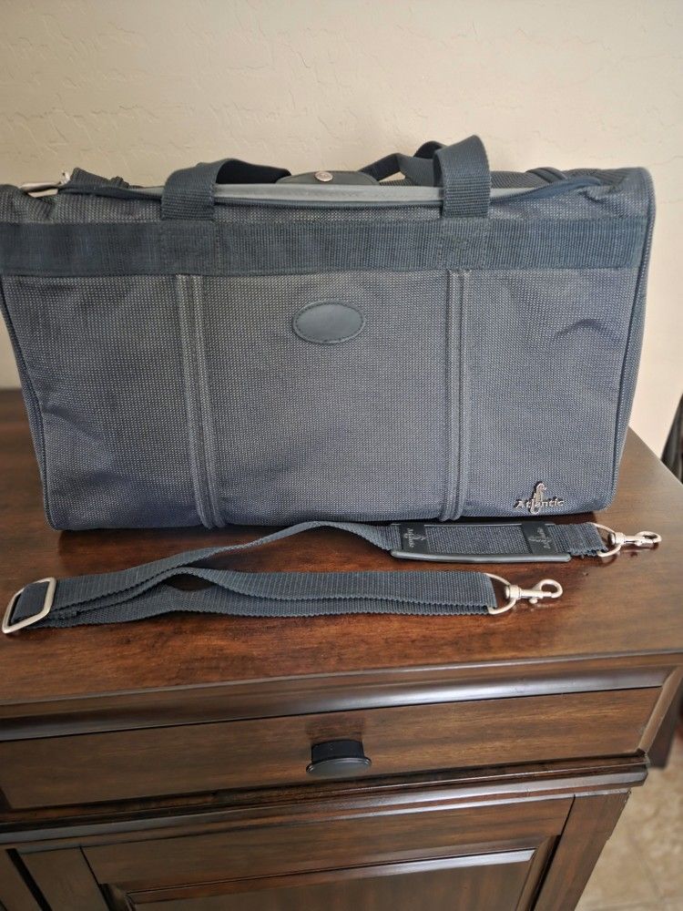 Dk Gr, Travel Tote 20x11x10 By ATLANTIC, LIKE NEW CONDITION $15
