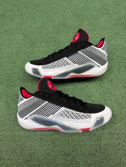 JORDAN 38 LOW FUNDAMENTAL 2.0 CLEAR SOLE SIZE 12