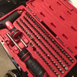 Mac Tools   123pc. 1/4” Hex Drive Set  