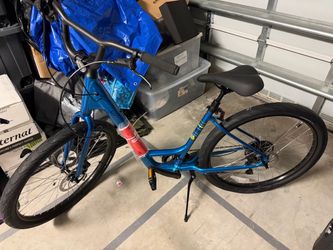 Like new!! Bicycle