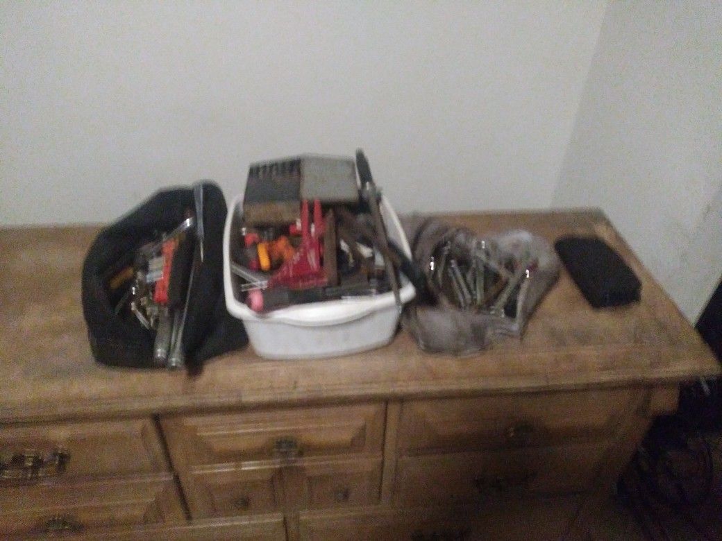 Free Tools. Sockets Wrenches Screwdrivers And More