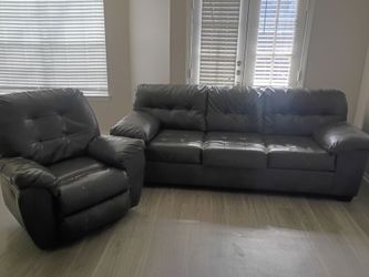 Free Living Room Set