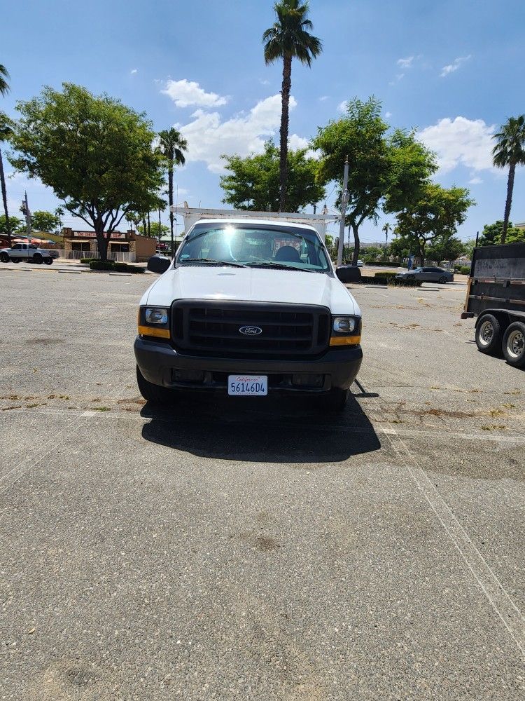 1999 Ford E-350