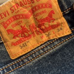 Levis Stauss&Co