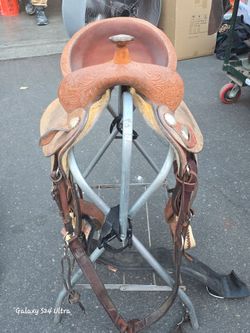 Circle Y saddle