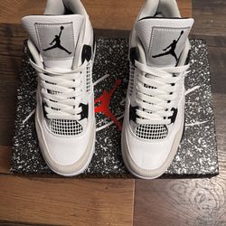 Jordan 4  military black