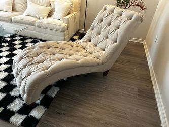 Chaise Lounge Chair