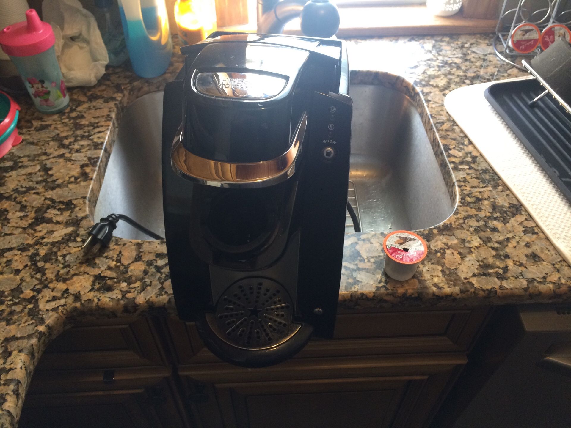 Keurig single cup Coffey maker