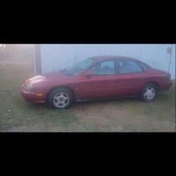 1999 Ford Taurus SE 