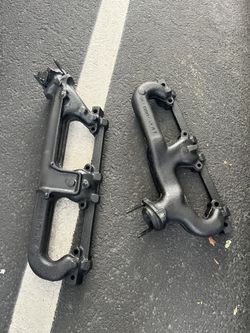 Chevy Small Block Manifolds 