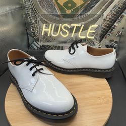 Dr. Martens 1461 White Patent Lamper Leather Unisex Oxfords M 9 W 10