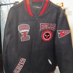 Pro Line Chicago Bulls Jacket Size Large