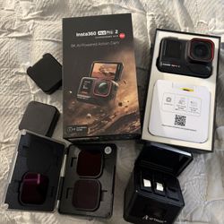 Insta360 Ace Pro 2 + EXTRAS