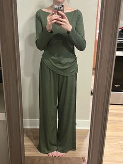 Brand new Cider Olive Green Lounge Set Top and Pants