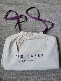 Ted Baker Jackiee T clutch bag