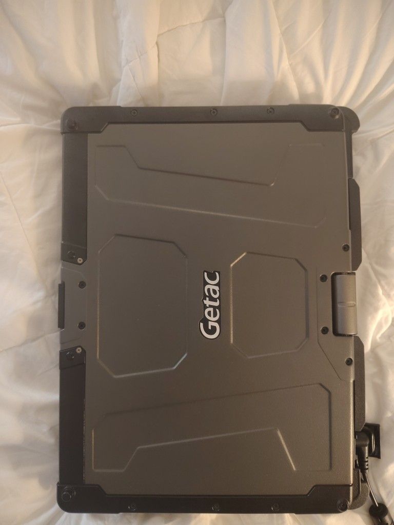Getac V110 G7 i7 Laptop Plus Tablet