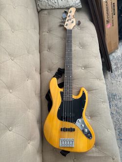 5 String Bass w/ Speaker
