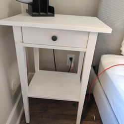 Nightstand-great condition