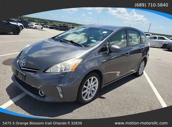 2013 Toyota Prius v