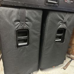 QSC Dual 12 Powered Subs 3600 With Covers And Poles 