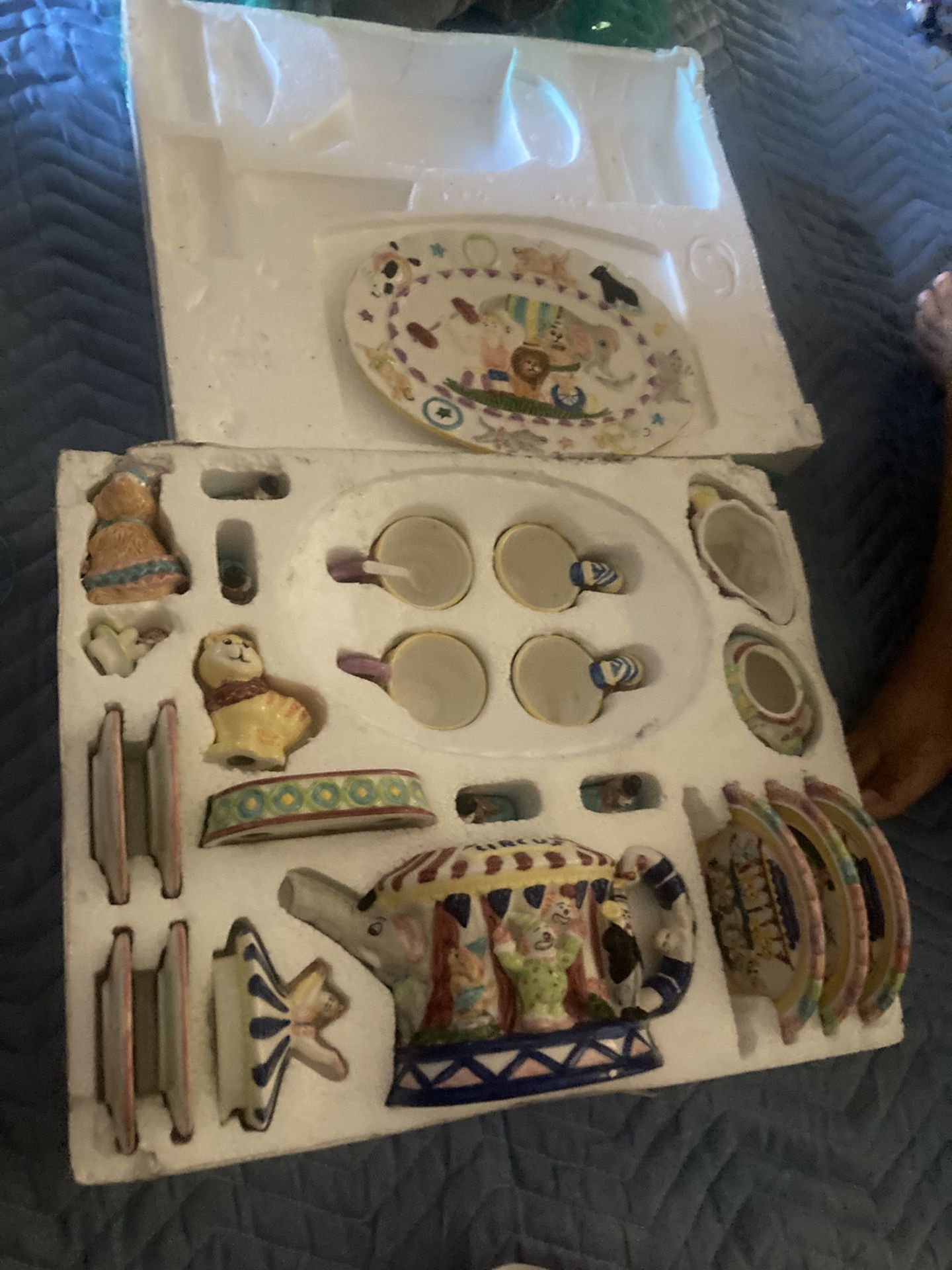 Tea Cup Set