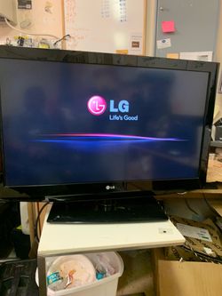 Three 39 -40 inch LG TV’s