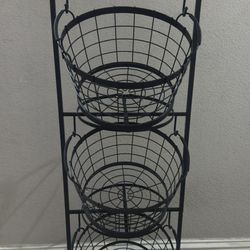 Three Tier Metal Basket Stand f 💵  Soporte de Cesta de Metal de Tres Niveles  