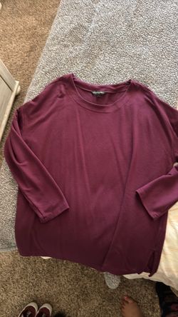 Burgundy Long Sleeve Crewneck Top