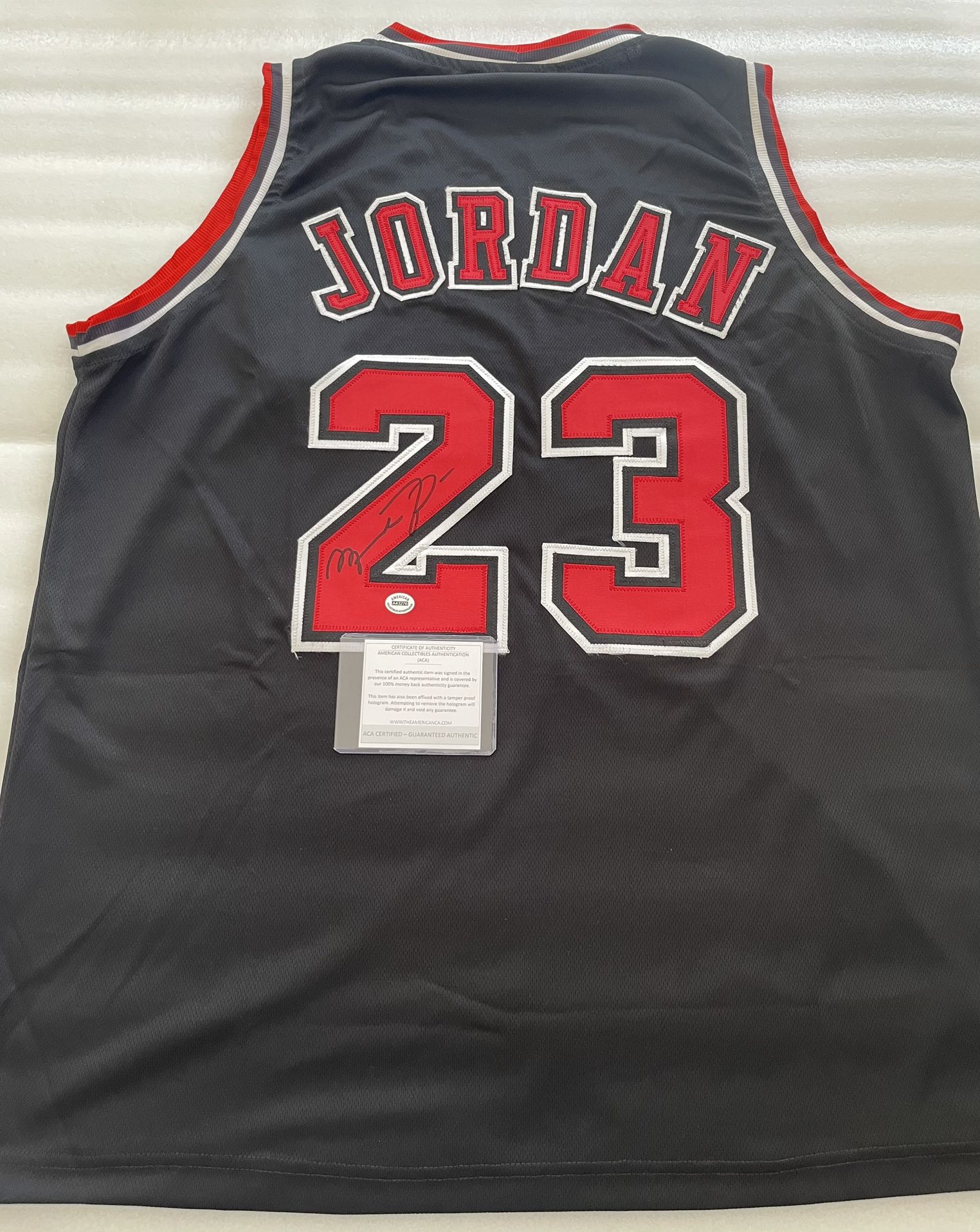 Michael Jordan Chicago Bulls Autographed Signed Custom XL BLACK Jersey with COA