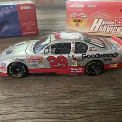 1:24 Keven harbors #29 gm good wrench services plus/loony toons. 