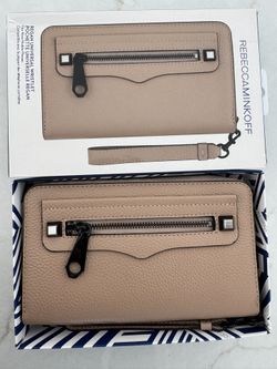 Rebecca Minkoff Wristlet- Unused