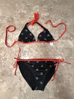 Hurley Bikini Bathing Suit Reversible Top Black Red- Small// Bottom- Large